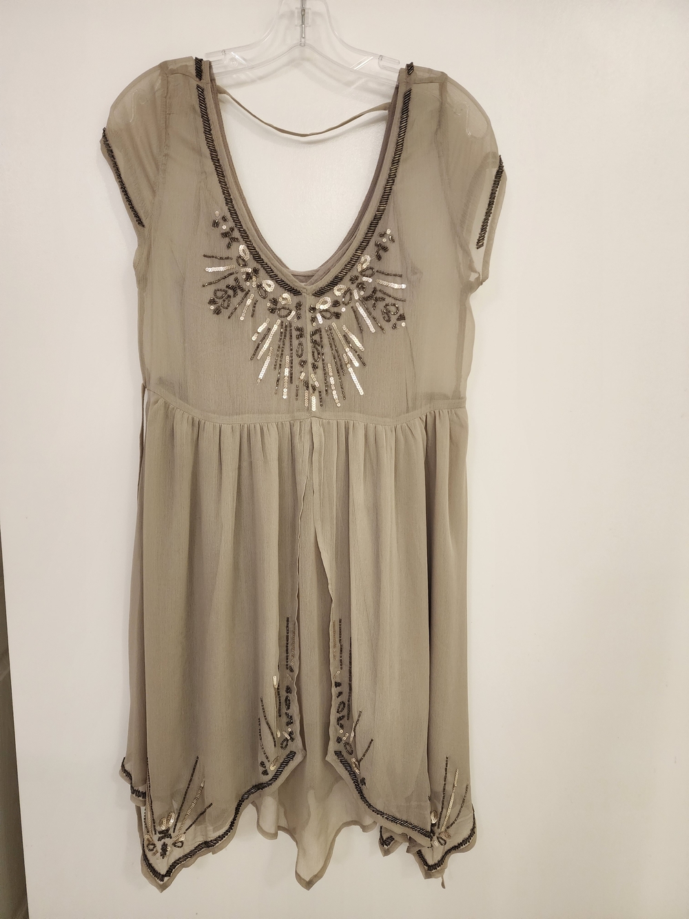 Abercrombie & Fitch Vintage Taupe Beaded V-Neck Dress